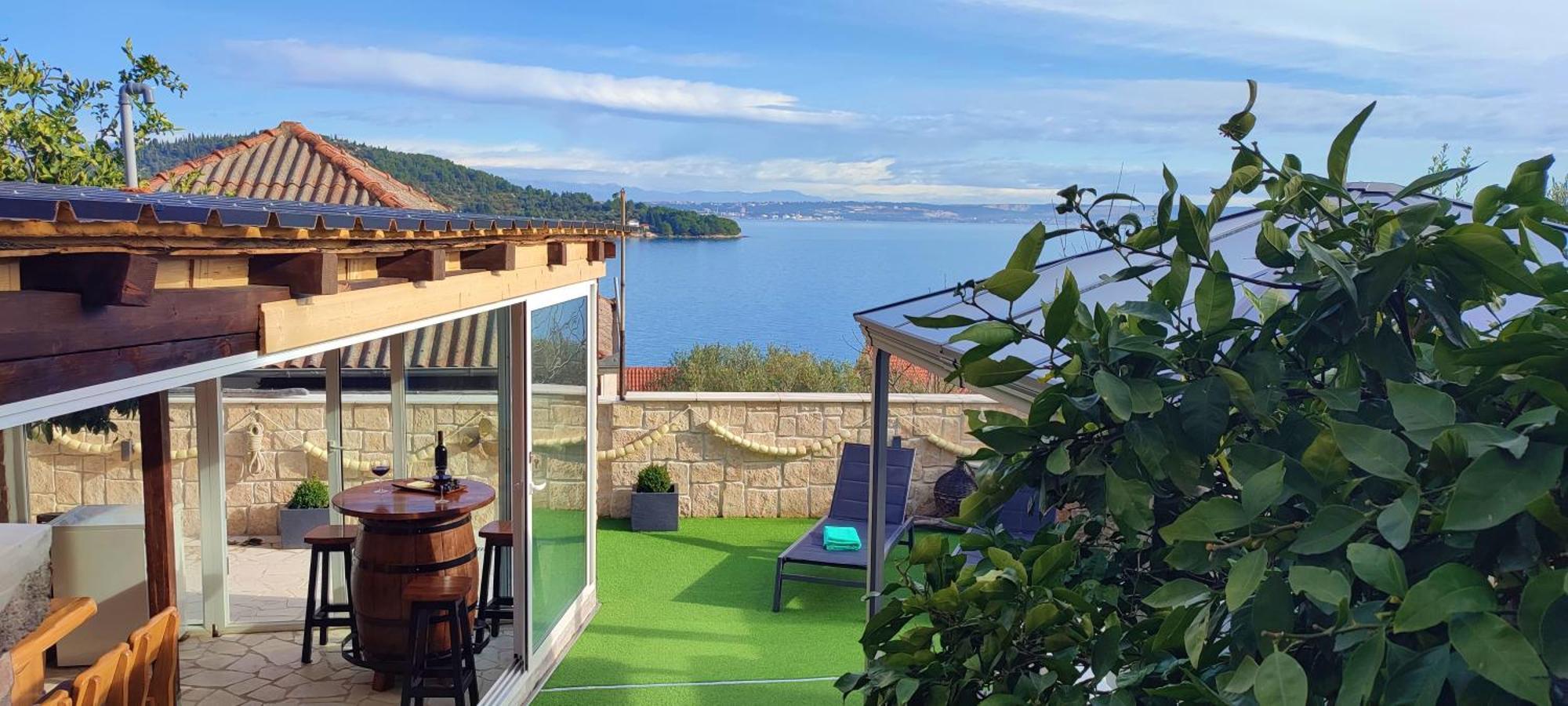 Luxury Sunrise Jacuzzi Apts, 50 M From The Lägenhet